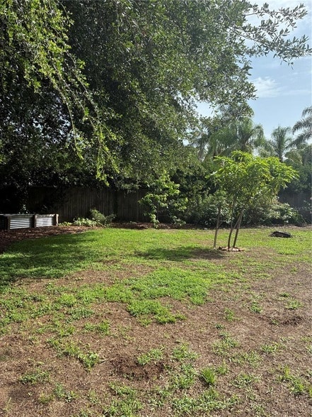 Building Photo - 37935 Coleman Ave