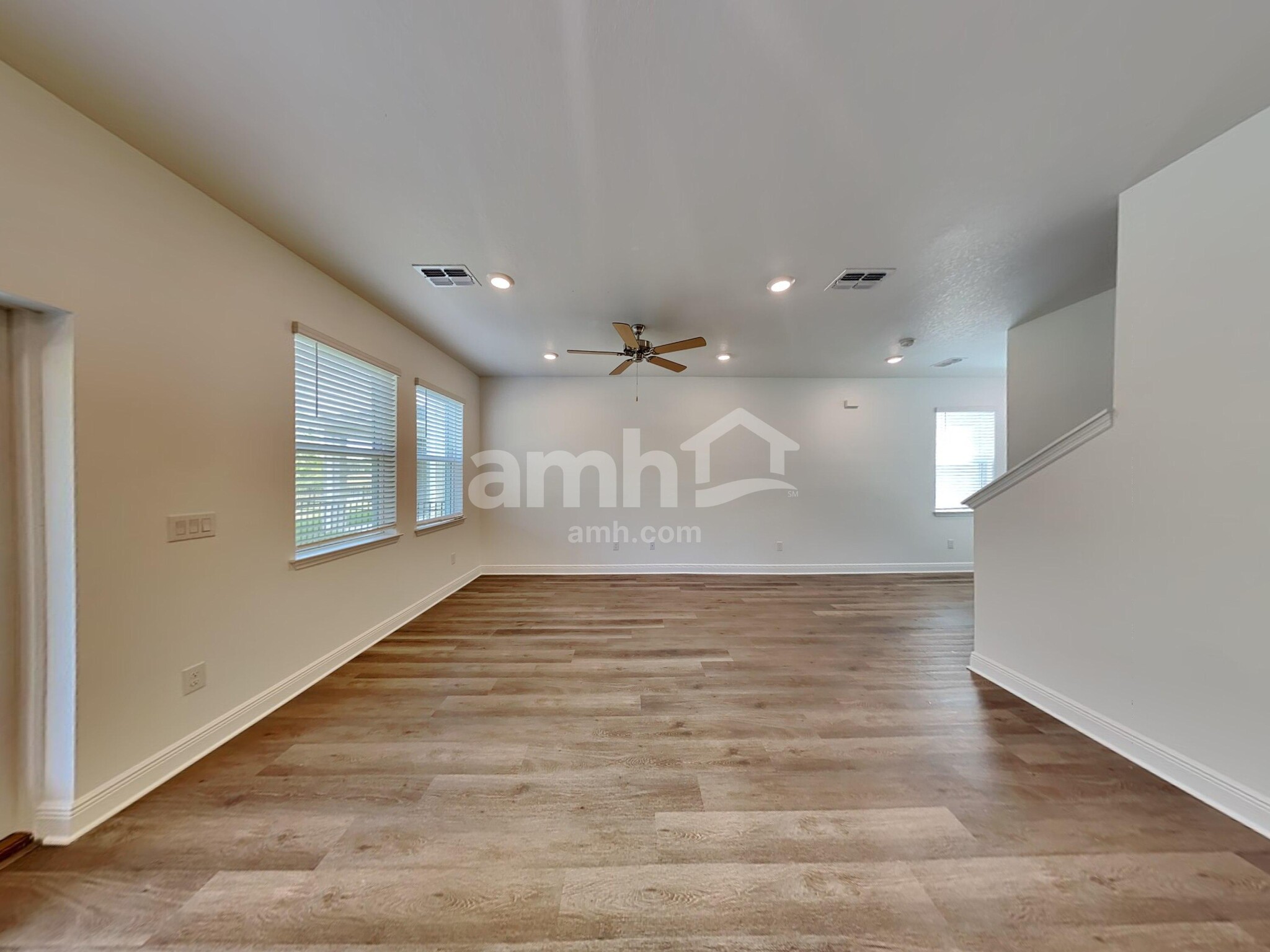 Building Photo - 6428 Atlantic Bch Ave