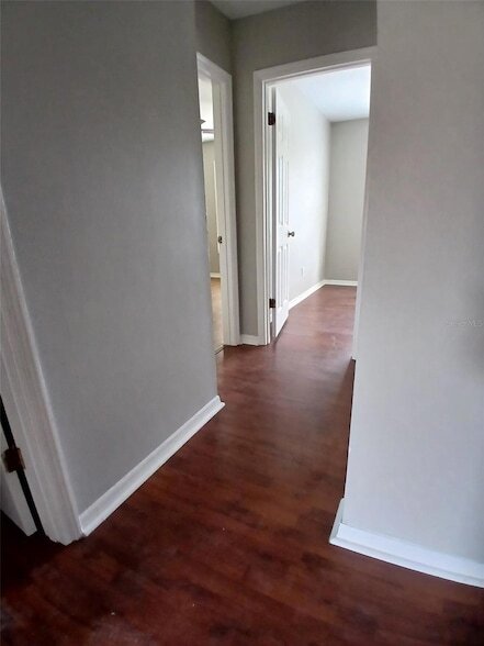 Building Photo - 7454 Wynnewood Square