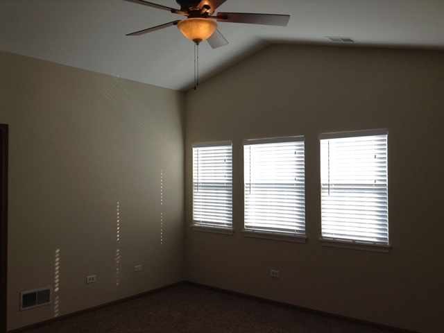Building Photo - 3826 Hennepin Ct