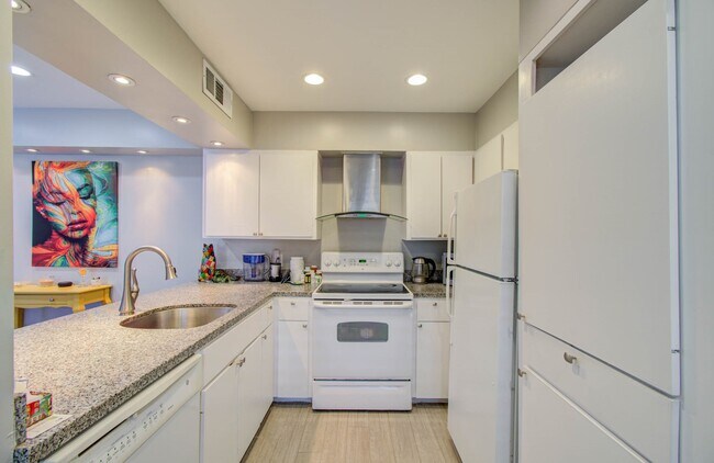 Building Photo - 2575 Marilee Ln