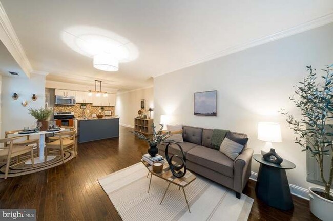 Common Area - 14 O St NW