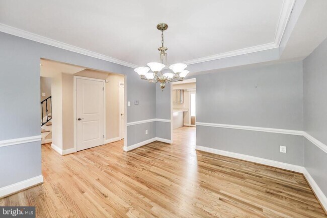 Building Photo - 13704 Beret Pl