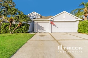 Building Photo - 3228 Coconut Grove Rd