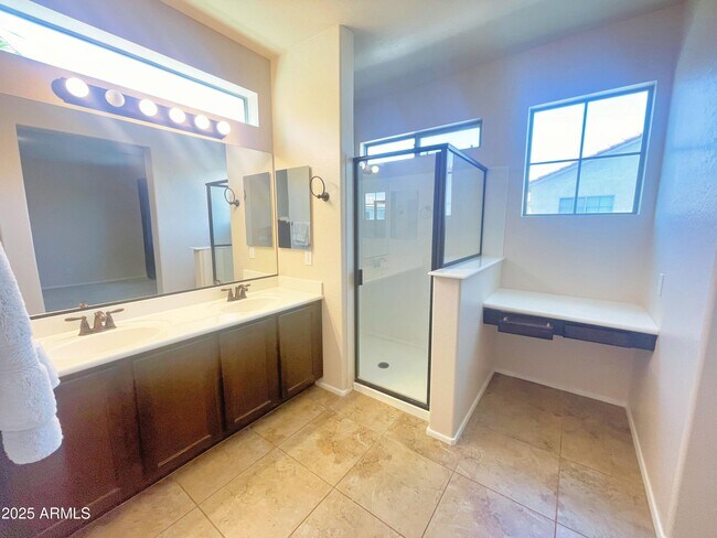 Building Photo - 3507 S Falcon Dr