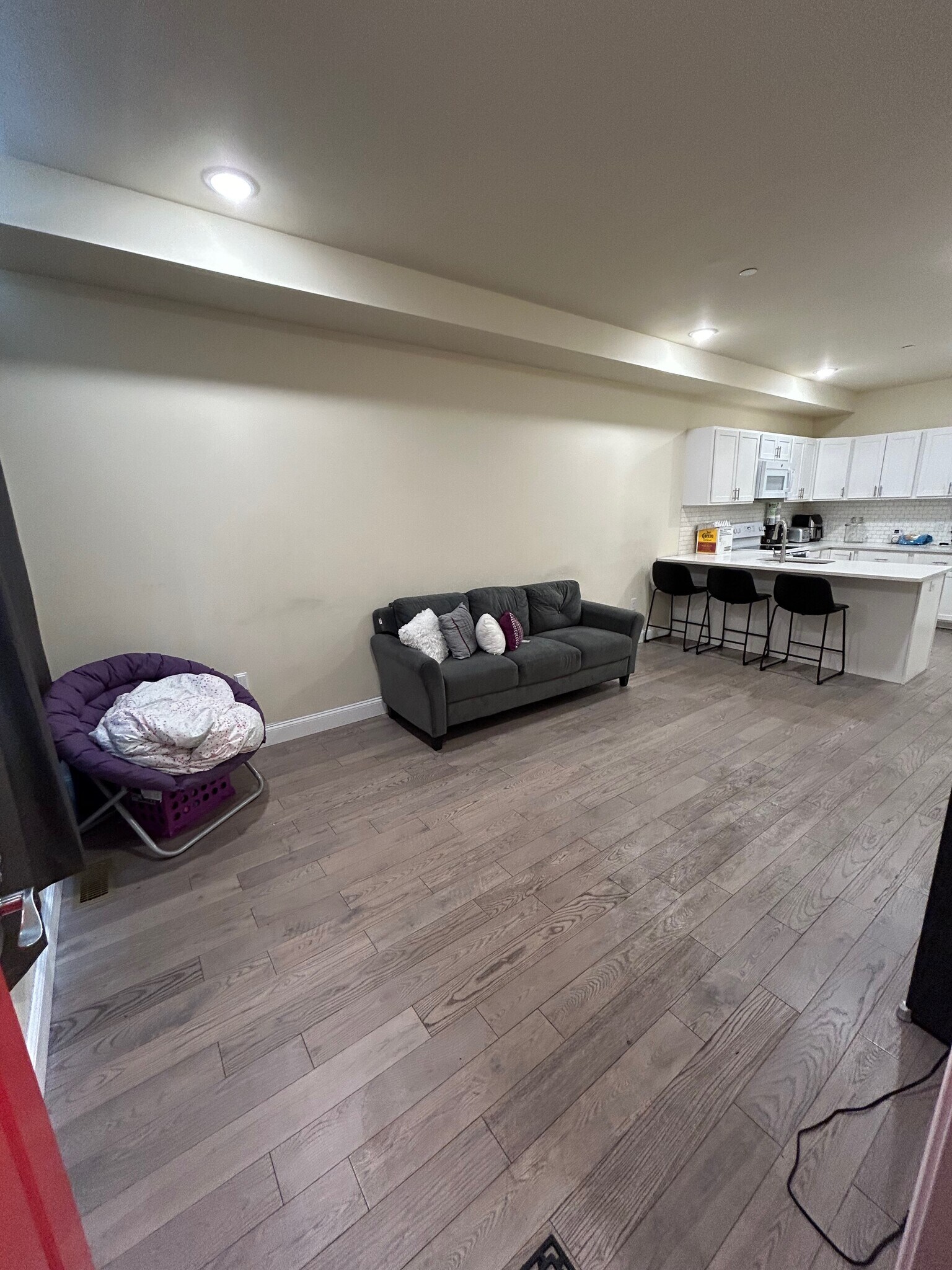 big living room space - 1626 N Willington St