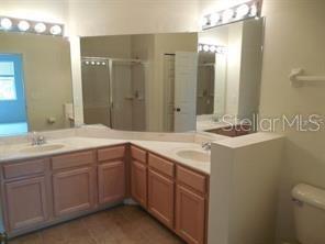 Building Photo - 3621 Parkridge Cir
