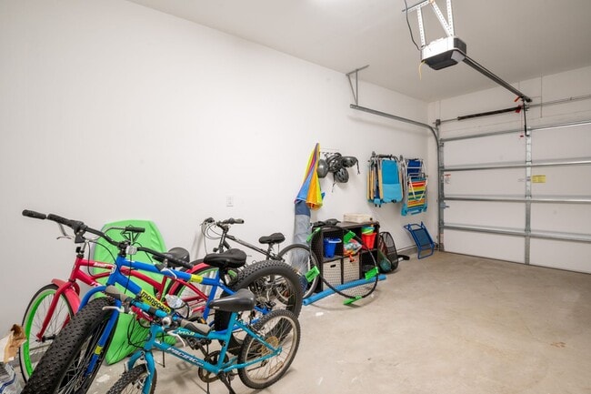 Building Photo - OFF-SEASON RENTAL OFFERING A TRANQUIL ESCAPE