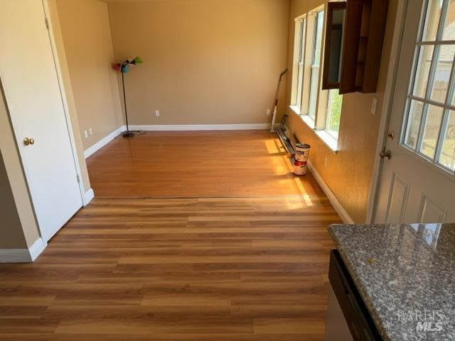 Building Photo - 739 Lotz Way