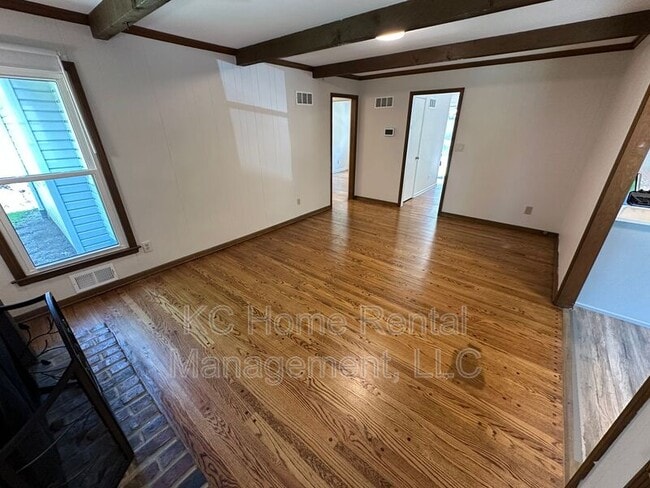 Building Photo - 8216 W 97th St