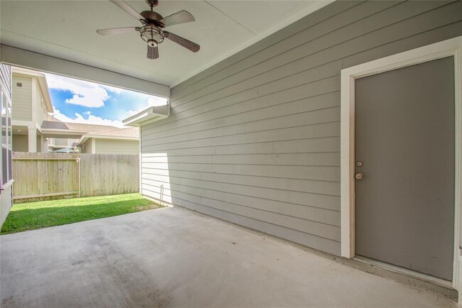 Building Photo - 17019 Canosa Dr