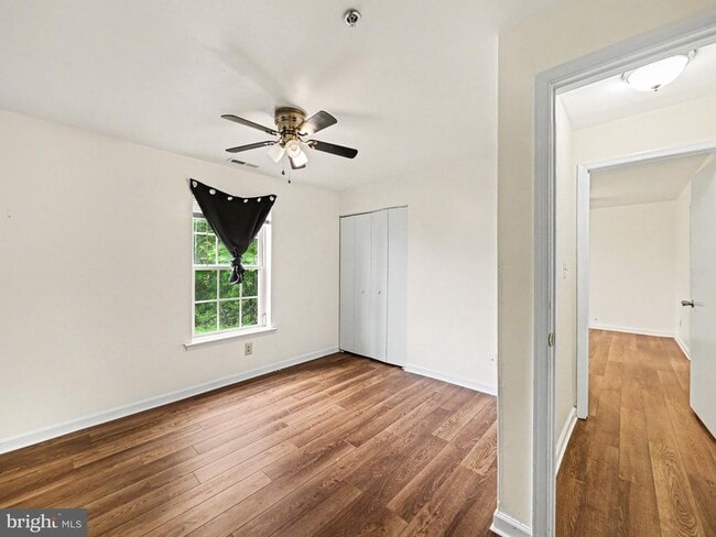 Building Photo - 33 Fern Oak Cir