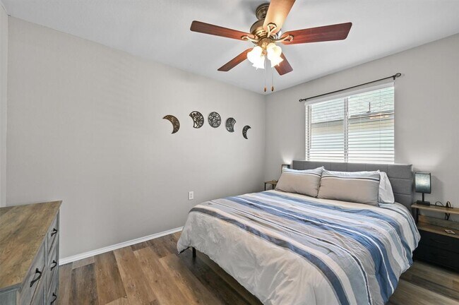 Building Photo - 1613 Coriander Dr