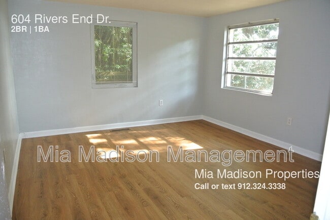 Building Photo - 604 Rivers End Dr