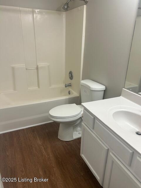 Building Photo - 4909 Middlesex Dr