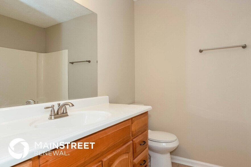 Building Photo - 5845 Bearing Way