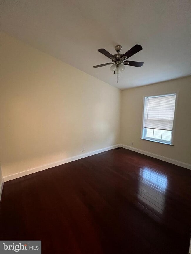 Building Photo - 7509 Cove Point Way
