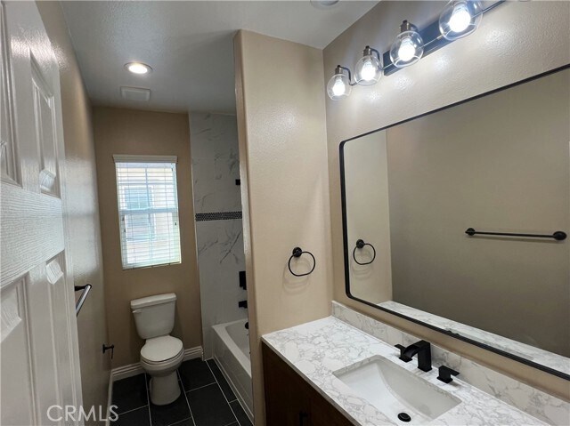 Building Photo - 12371 Azaleas Dr