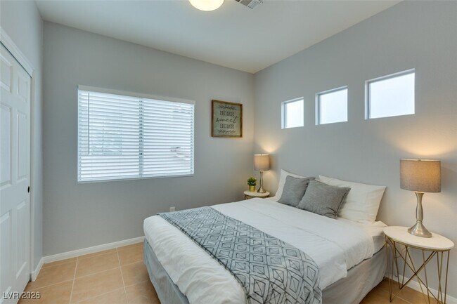 Building Photo - 7975 Angel Tree Ct