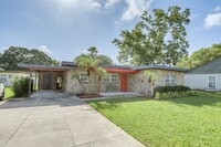 Building Photo - 121 S Triplet Lake Dr