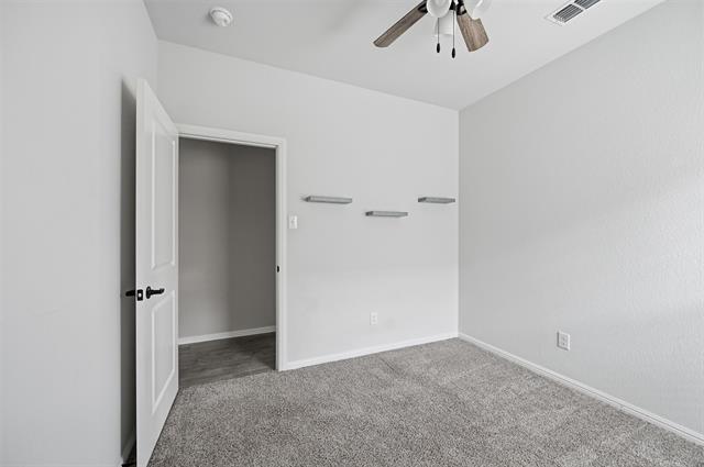 Building Photo - 405 Houndstooth Dr