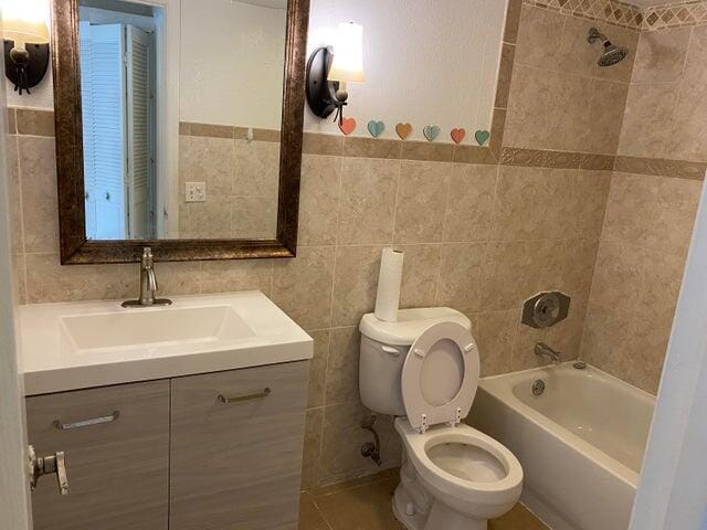 Building Photo - 1291 NW 13th St