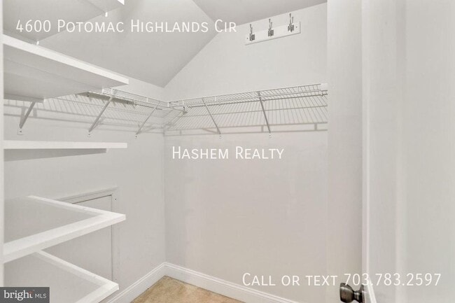 Building Photo - 4600 Potomac Highlands Cir