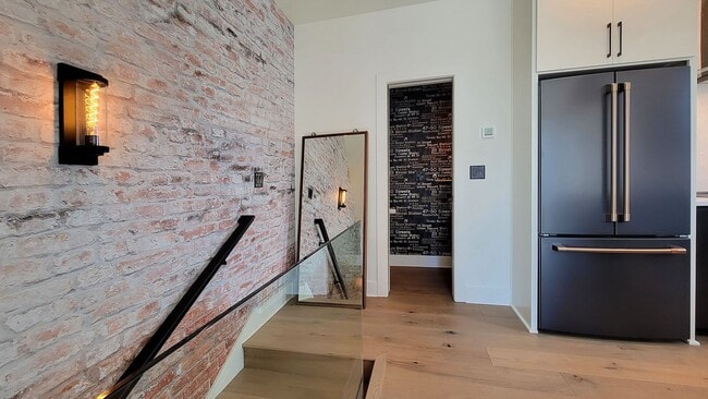 Building Photo - Station House Suite B is a stunning 2 bedr...