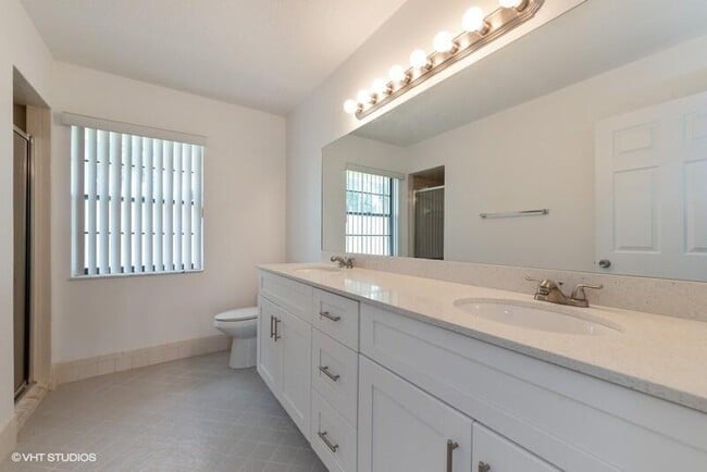 Building Photo - 8490 White Egret Way