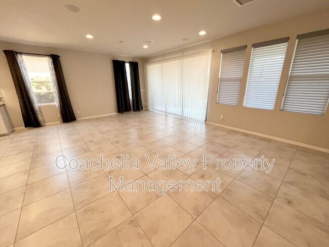 Building Photo - 74374 Xavier Ct