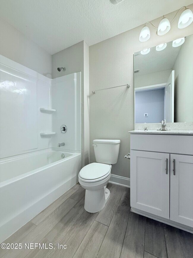 Building Photo - 23 Alagon Wy