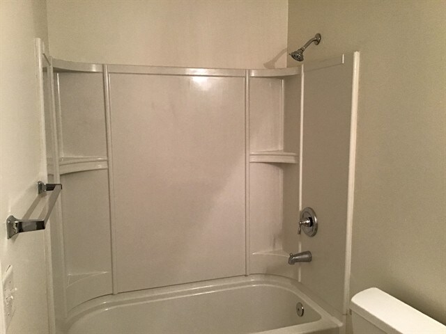 Building Photo - 903 1340 E