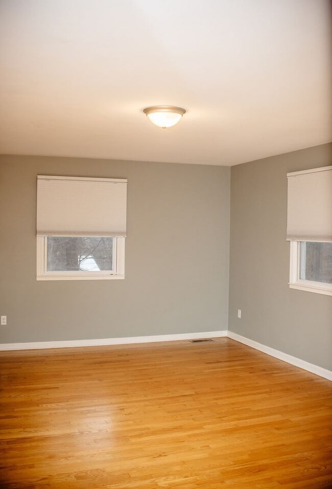 Building Photo - 1449 Jill Dr