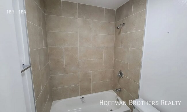 Building Photo - 5463 Kester Ave