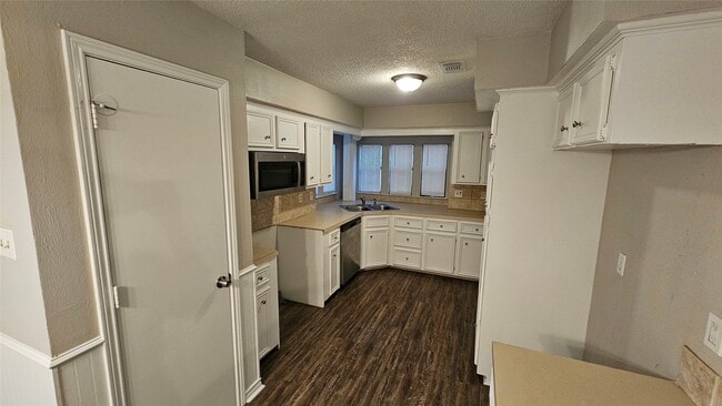 Building Photo - 2827 Thorne Creek Ln