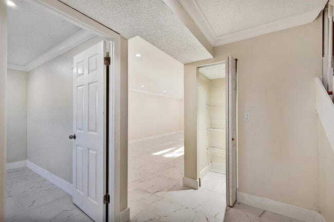 Building Photo - 3336 Quail Close