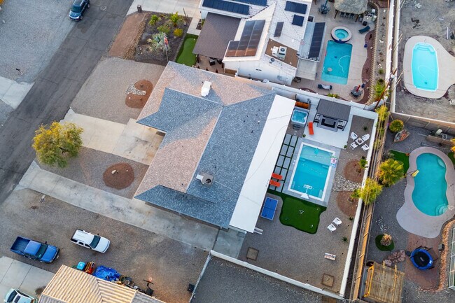 Building Photo - 131 Mescal Loop