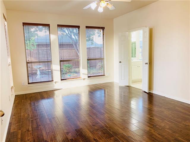 Building Photo - 1505 Somerset Dr