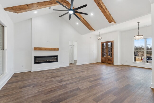 Building Photo - 19 Denali Dr