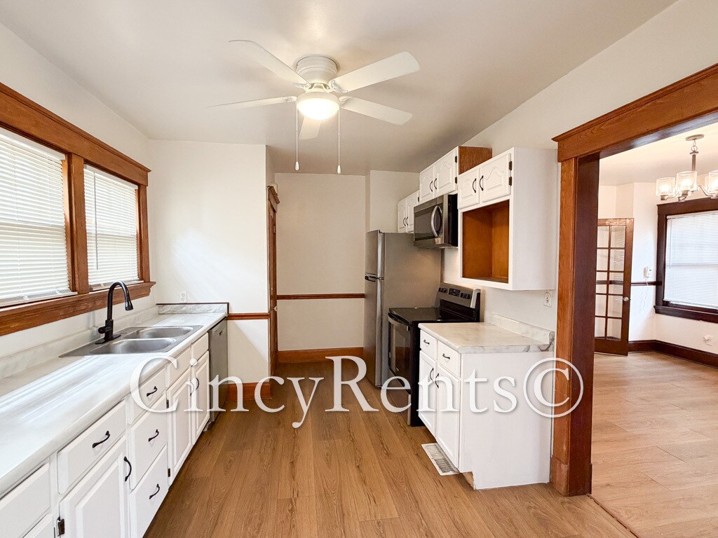 Building Photo - 22 Escalon St