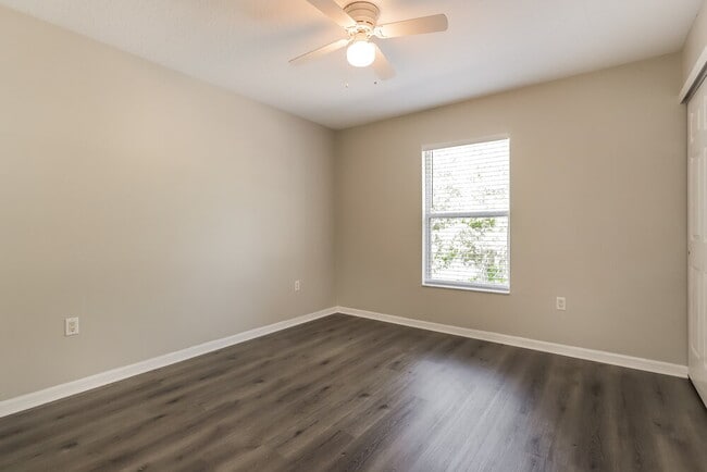 Building Photo - 10510 Boyette Creek Blvd