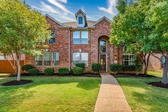 Building Photo - 5055 Navajo Dr