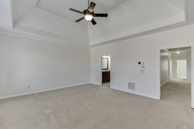 Building Photo - 6925 Fellowship Ln