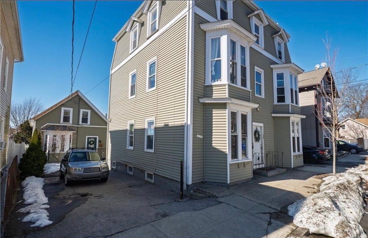 Building Photo - 20 Peach Ave