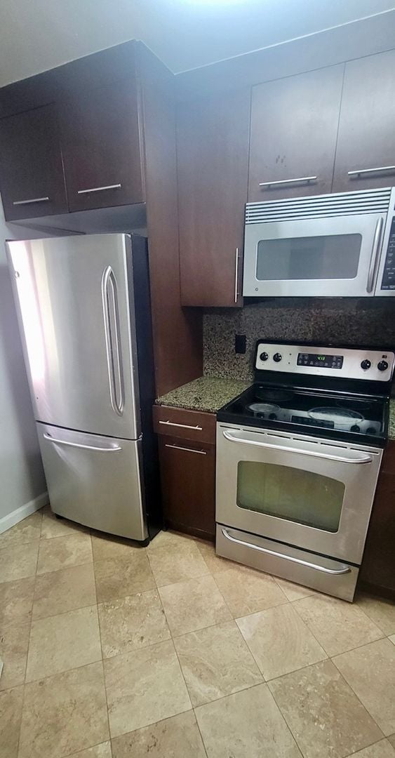 Building Photo - Upgraded, 2 dual primary bedrooms with bat...