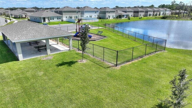 Building Photo - 656 Daring Dr