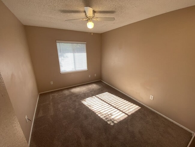 Building Photo - Charming 3-Bedroom Home for Rent in Winter Garden, FL