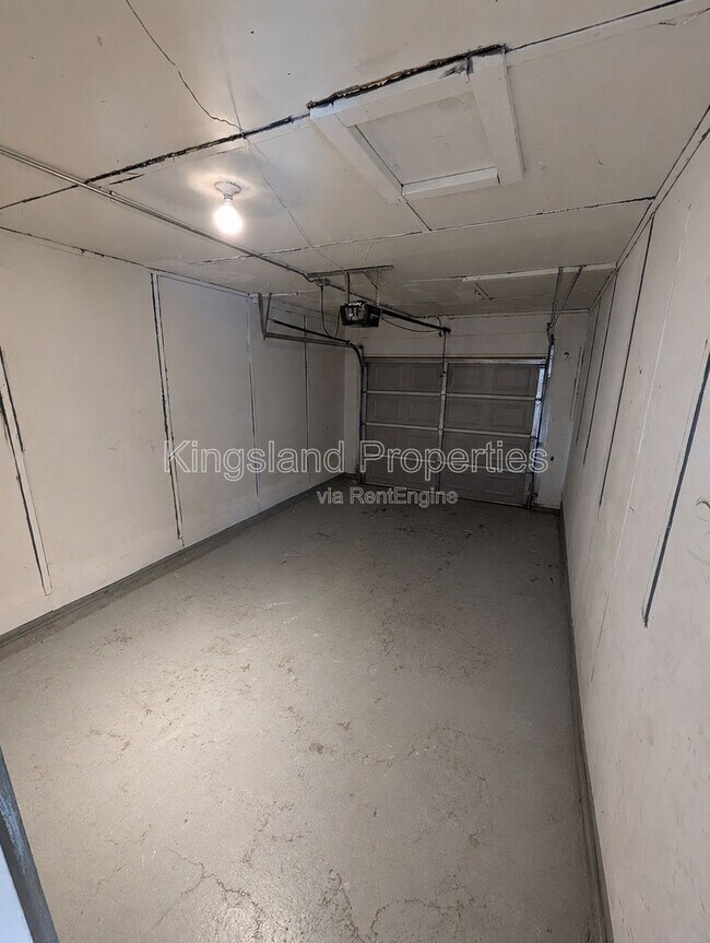 Building Photo - 12336 Santa Maria Dr