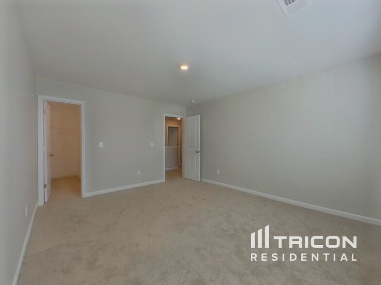 Building Photo - 414 Millridge Rd