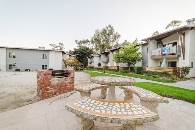 Building Photo - 1760 S El Camino Real